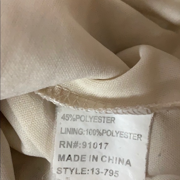 Solitaire Detailed Ivory Top. Size S. - Picture 9 of 9